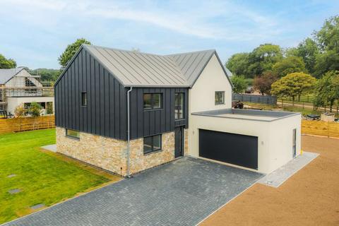 4 bedroom detached house for sale, 5 Wressing Field, Cullompton, EX15