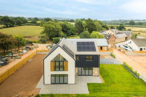 4 bedroom detached house for sale, 5 Wressing Field, Cullompton, EX15