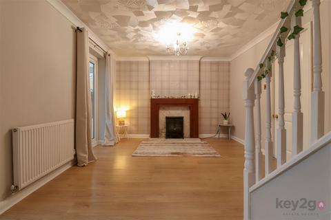 3 bedroom detached house for sale, Rufford Rise, Sothall, Sheffield, S20