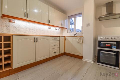 3 bedroom detached house for sale, Rufford Rise, Sothall, Sheffield, S20