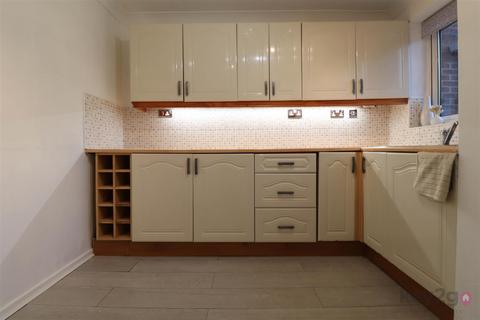 3 bedroom detached house for sale, Rufford Rise, Sothall, Sheffield, S20