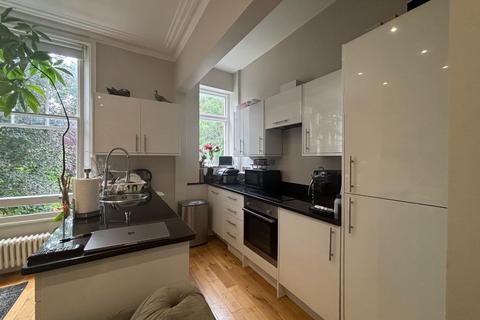 1 bedroom apartment for sale, Canfield Gardens, Hampstead, NW6