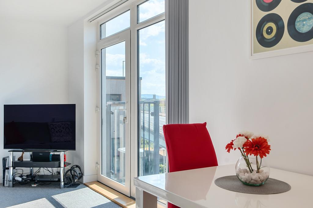 Open Plan Kitchen / Living / Dining Room