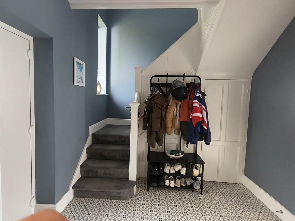 Hallway.jpg
