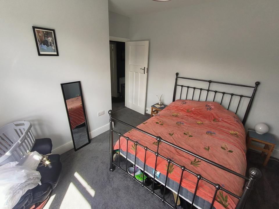 Bedroom 3 2.jpg