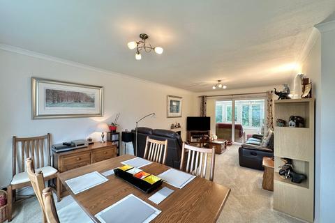17 Bearcroft, Weobley, Hereford, HR4 8TA