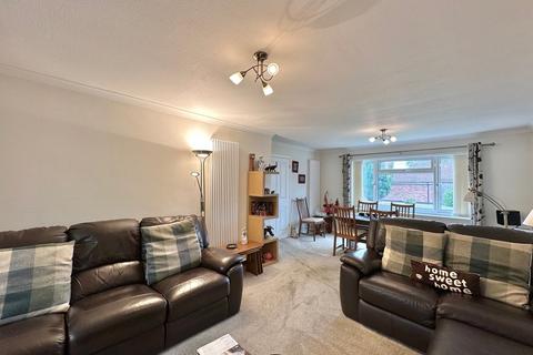 17 Bearcroft, Weobley, Hereford, HR4 8TA