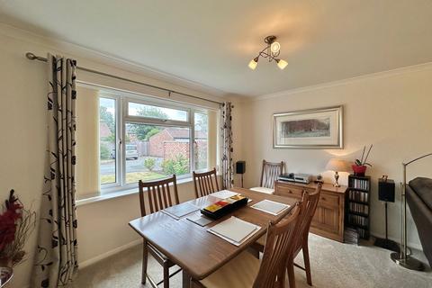 17 Bearcroft, Weobley, Hereford, HR4 8TA
