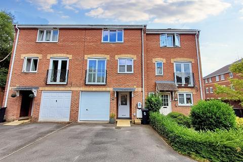 4 bedroom terraced house for sale, Verwood