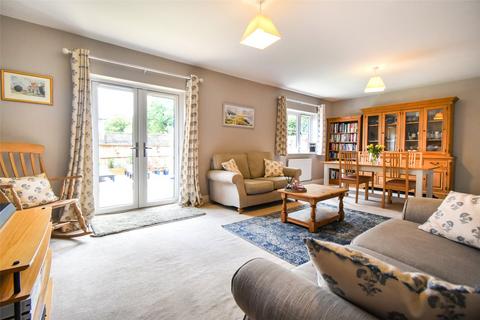 2 Maynard Drive, Hook, RG27 9FH