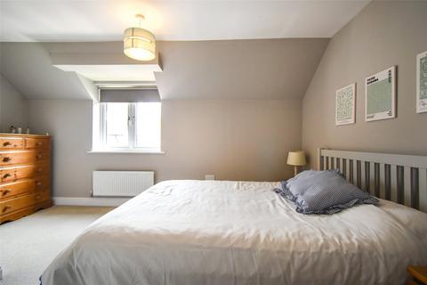 2 Maynard Drive, Hook, RG27 9FH