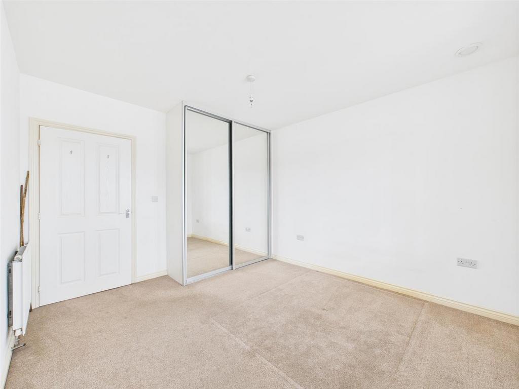 CAM02885 G0-PR0445-STILL014.jpg