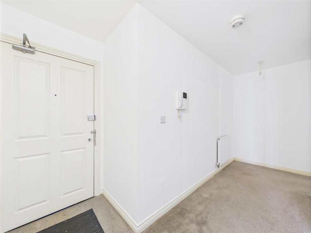 CAM02885 G0-PR0445-STILL006.jpg