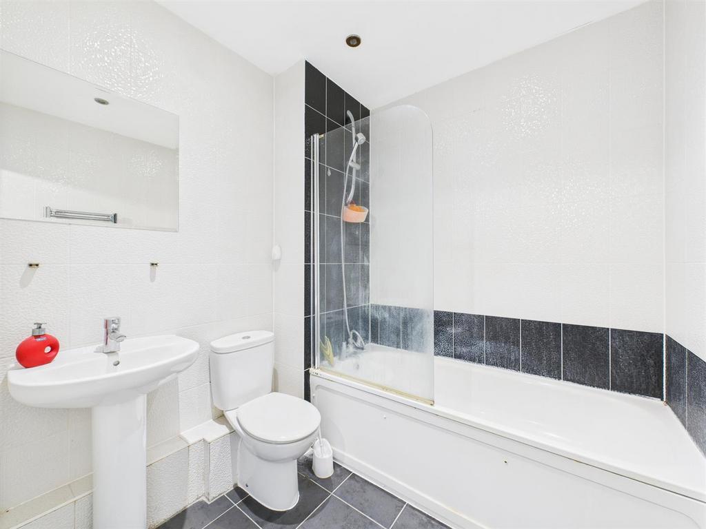 CAM02885 G0-PR0445-STILL015.jpg