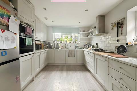 3 bedroom end of terrace house for sale, Mount Pleasant, Paddock Wood, Tonbridge, TN12 6AH