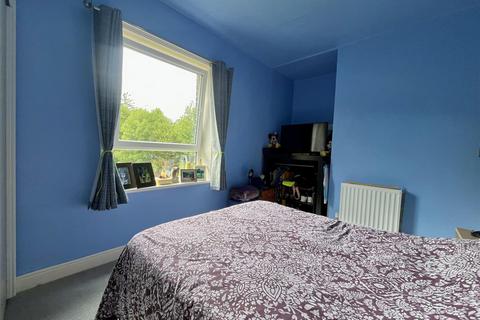 22 Thorn View, Elland, HX5 9BD