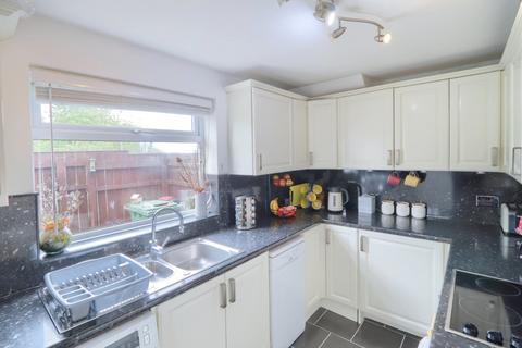 3 bedroom semi-detached house for sale, Lerwick Close, Fairfield