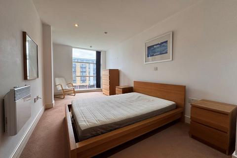 2 bedroom flat for sale, Ferry Court, Cardiff CF11