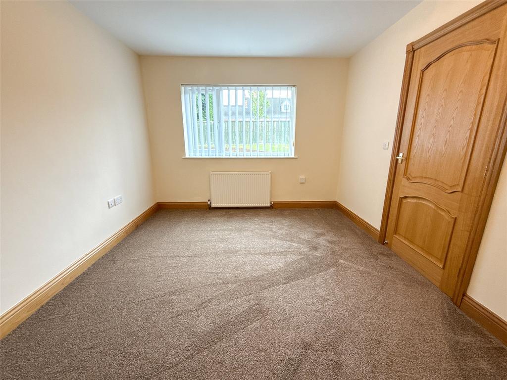Bedroom 4 / Study