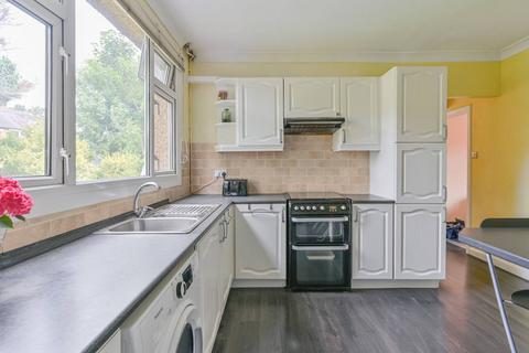 2 bedroom maisonette for sale, Liberty Avenue, Colliers Wood, London, SW19