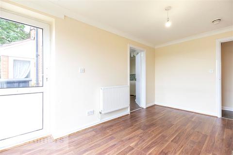 10 Chestnut Gardens, Blackburn, BB1 6PS