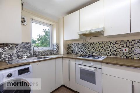 10 Chestnut Gardens, Blackburn, BB1 6PS