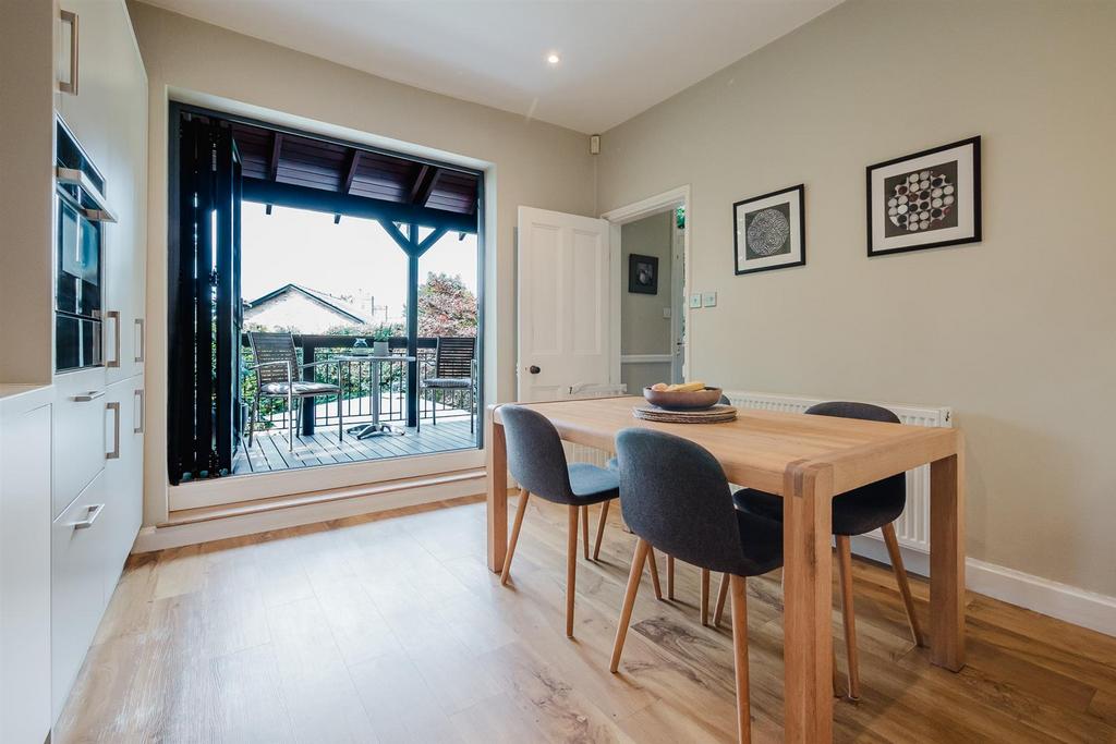 Breakfast Kitchen
