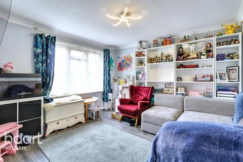 24 Brent Close, Witham, CM8 1TJ