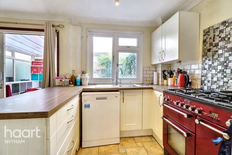 24 Brent Close, Witham, CM8 1TJ