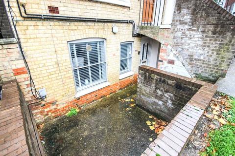 63a Ashburnham Road, Bedford, MK40 1EA