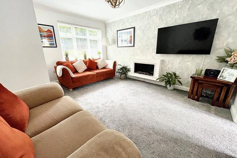 4 bedroom detached house for sale, Redmere Drive, Bury, BL9