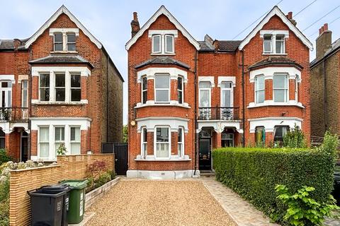 2 bedroom flat for sale, Manor Park, Hither Green , London, SE13
