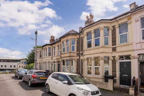 undefined, Bristol BS16