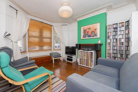 undefined, Bristol BS16