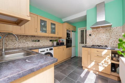 undefined, Bristol BS16