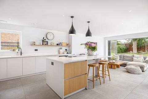 5 Blacklands Close, Saffron Walden, CB11 4BX