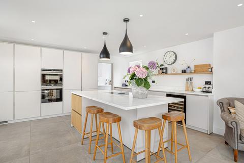 5 Blacklands Close, Saffron Walden, CB11 4BX