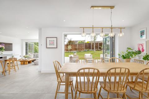 5 Blacklands Close, Saffron Walden, CB11 4BX