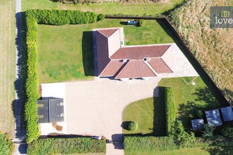 undefined, Furze Lane, Legbourne LN11