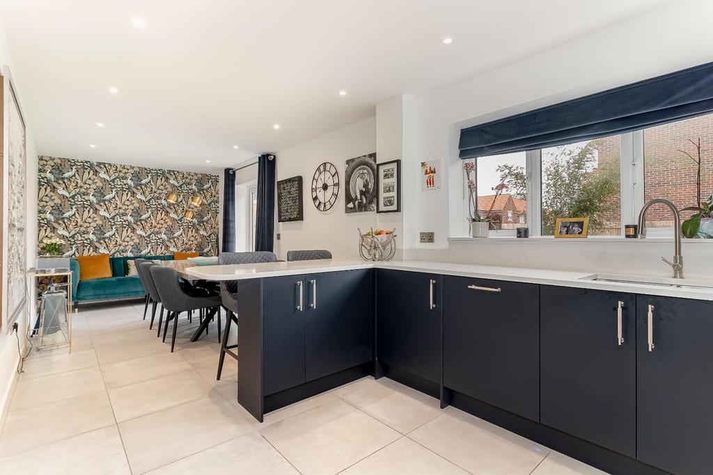 Dining Kitchen - A.jpg