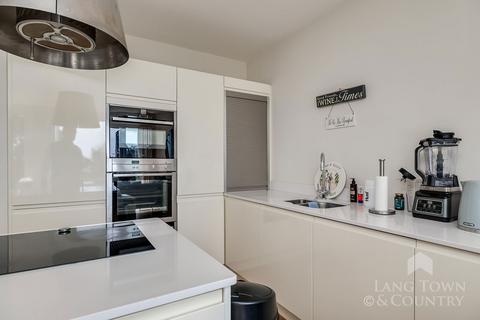 2 bedroom apartment for sale, Maritime Square, Plymouth PL1