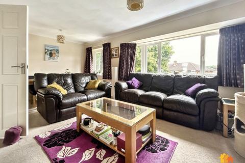 2 bedroom maisonette for sale, Mount Nugent, Chesham, HP5