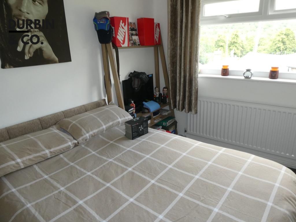 Bedroom 2 (rear)
