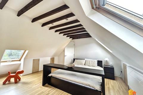 4 bedroom semi-detached house for sale, Ashley Green Road, Chesham, HP5
