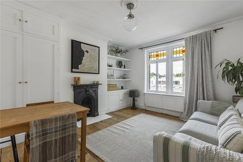 Flat D, 98 Lower Clapton Road, London, E5 0QR