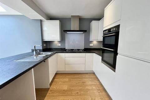 2 bedroom end of terrace house for sale, Worcester Close, Bury St. Edmunds IP32