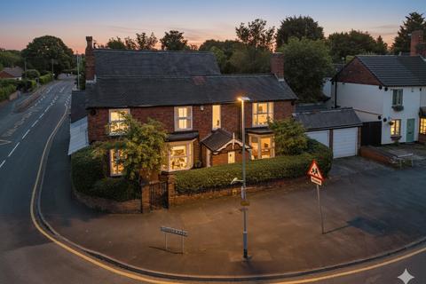 4 bedroom detached house for sale, Brownshore Lane, Wolverhampton WV11