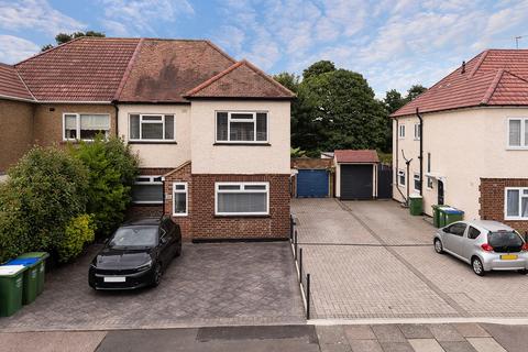2 bedroom maisonette for sale, Hudson Road, Bexleyheath, DA7