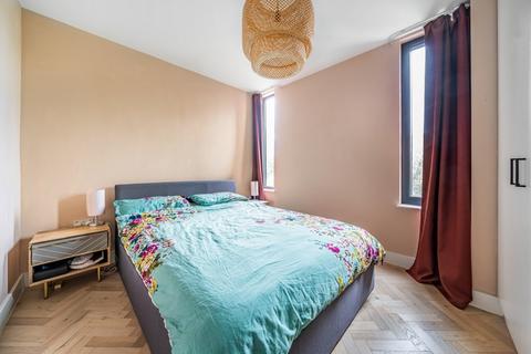 13, Alexandra House Oldham Terrace, London, W3 6NH