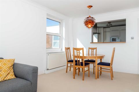 2 bedroom flat for sale, West Parade, Worthing